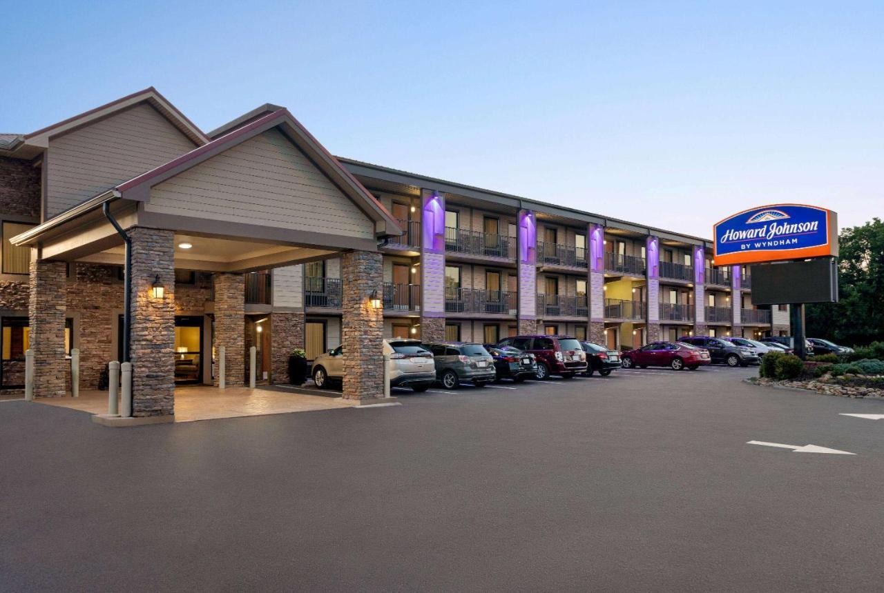 ฮาวเวิร์ด จอห์นสัน บาย วินด์แฮม พิเจนฟอร์จ Hotel ภายนอก รูปภาพ