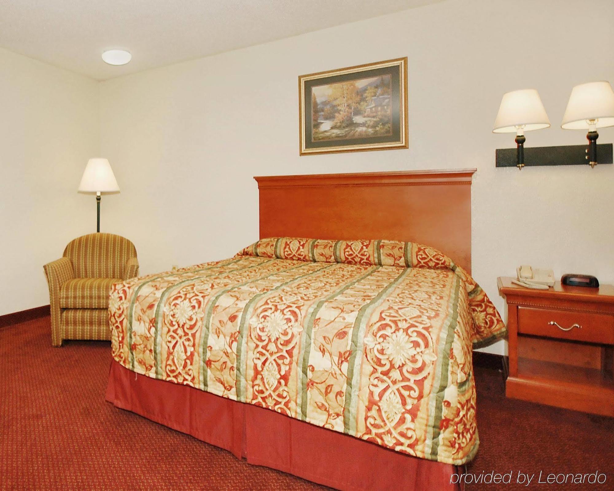 ฮาวเวิร์ด จอห์นสัน บาย วินด์แฮม พิเจนฟอร์จ Hotel ภายนอก รูปภาพ